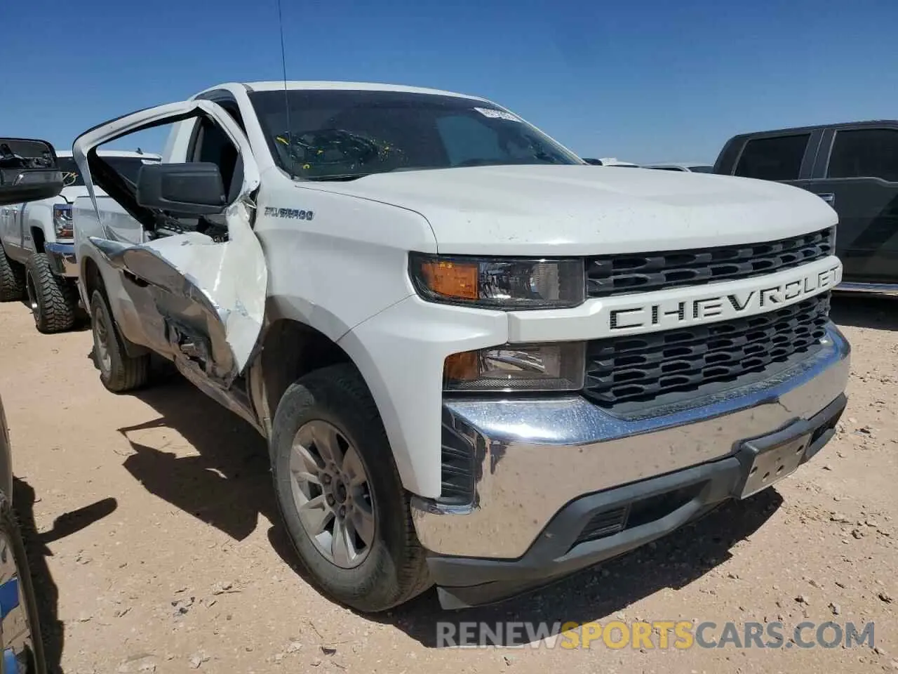 4 Photograph of a damaged car 3GCNWAEF6MG335630 CHEVROLET ALL Models 2021