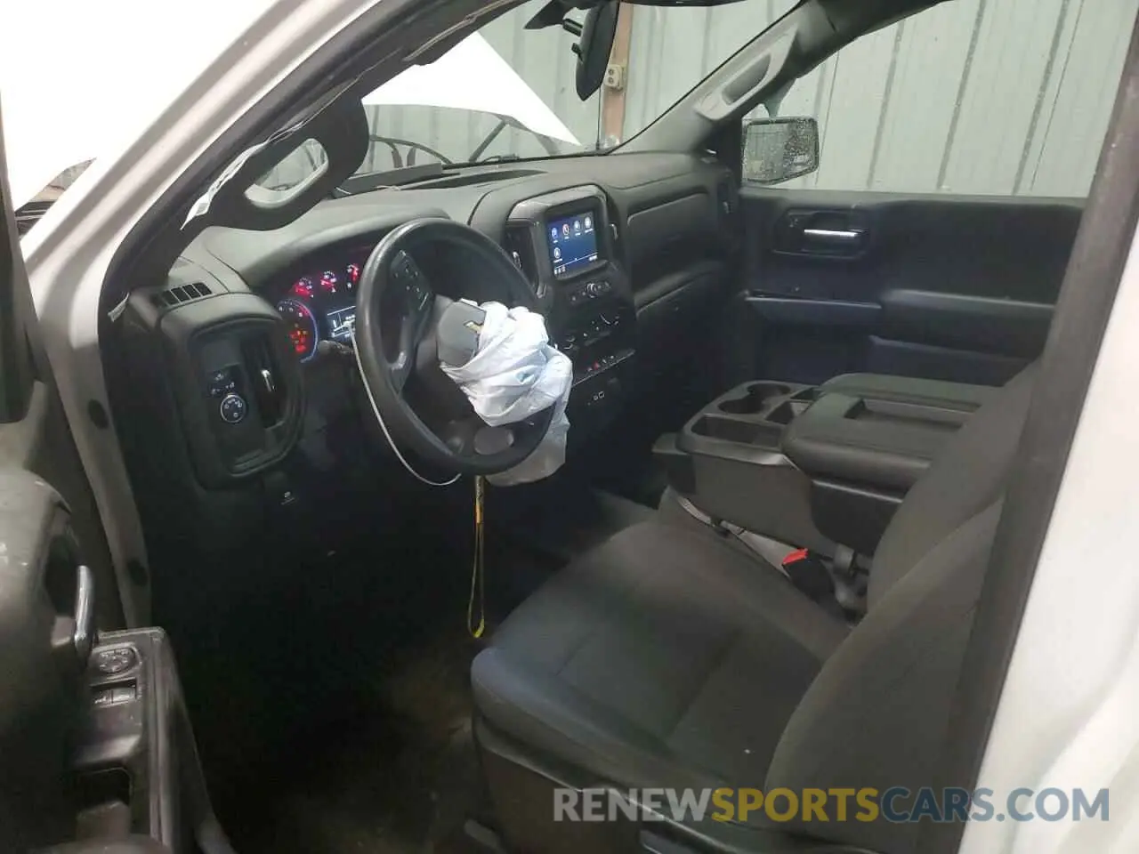 8 Photograph of a damaged car 3GCNWAEF7MG373545 CHEVROLET ALL Models 2021