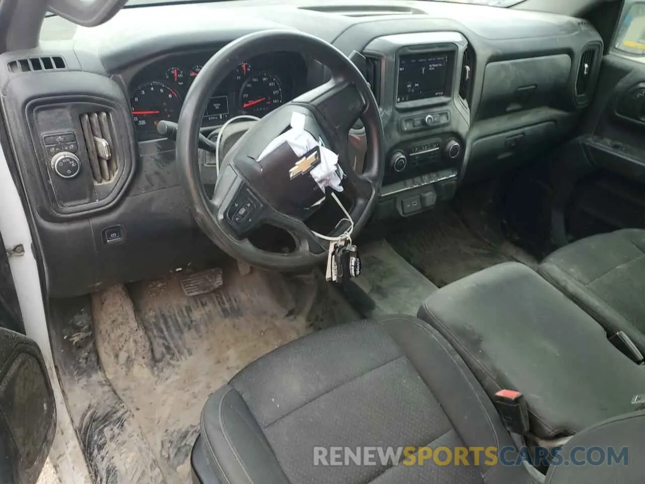 8 Photograph of a damaged car 3GCNWAEFXMG250967 CHEVROLET ALL Models 2021