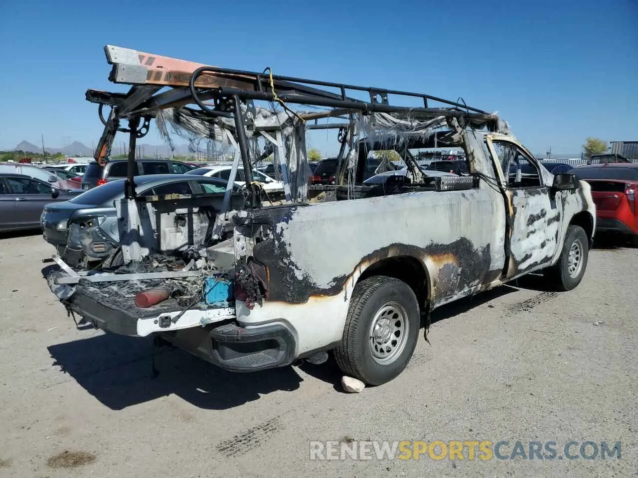 3 Photograph of a damaged car 3GCNWAEH8MG369117 CHEVROLET ALL Models 2021