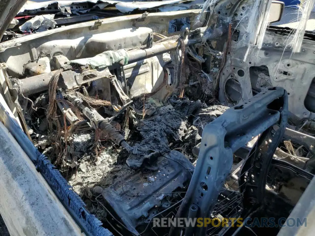 8 Photograph of a damaged car 3GCNWAEH8MG369117 CHEVROLET ALL Models 2021