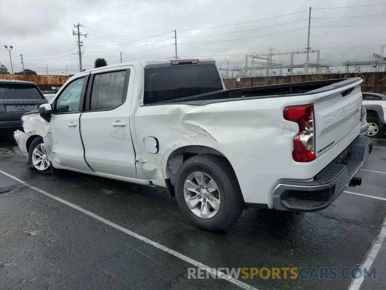 2 Photograph of a damaged car 3GCPWCEK2MG413225 CHEVROLET ALL Models 2021