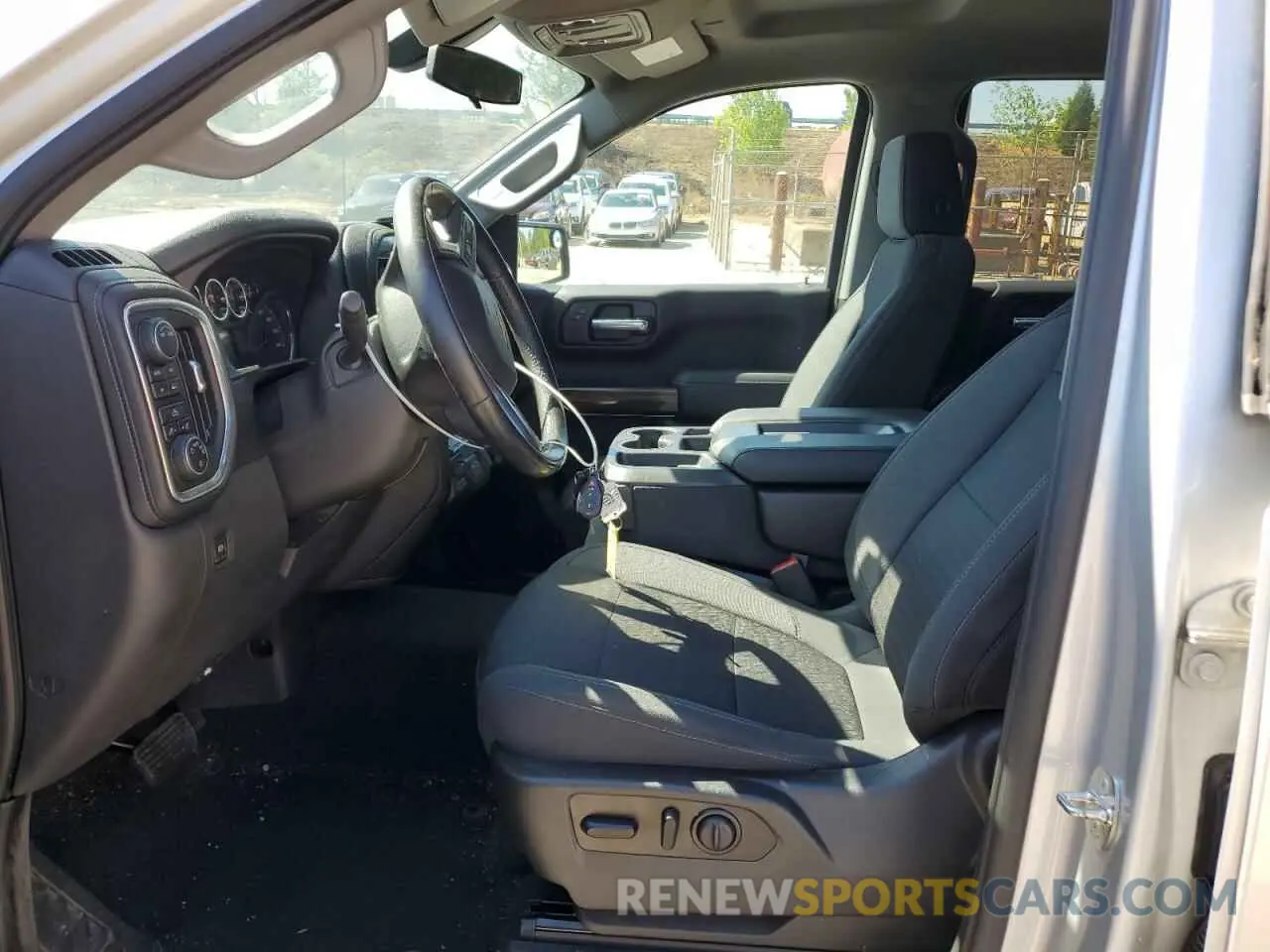 7 Photograph of a damaged car 3GCPYDEK8MG100342 CHEVROLET ALL Models 2021