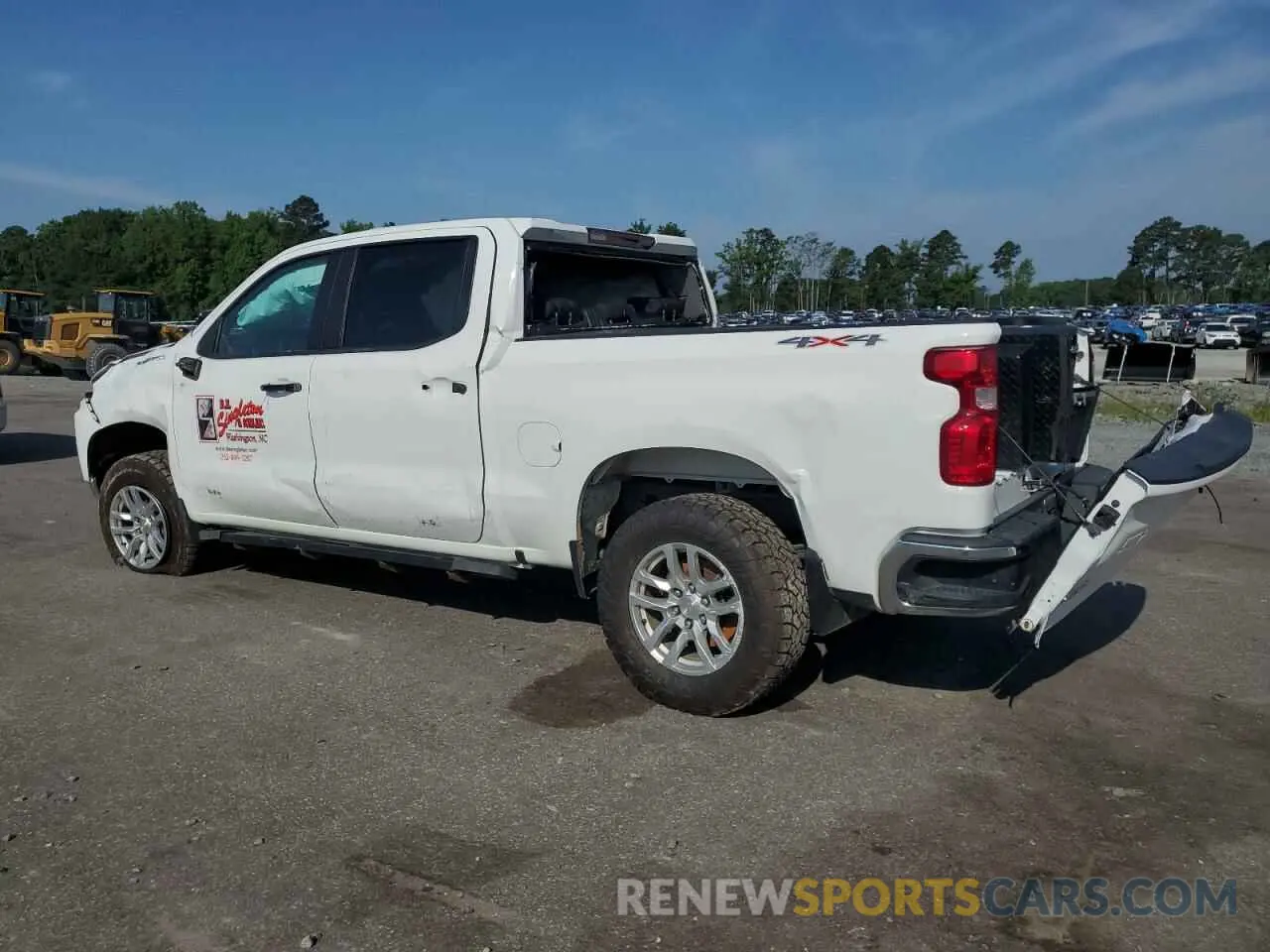 2 Photograph of a damaged car 3GCPYJEK1MG382287 CHEVROLET ALL Models 2021