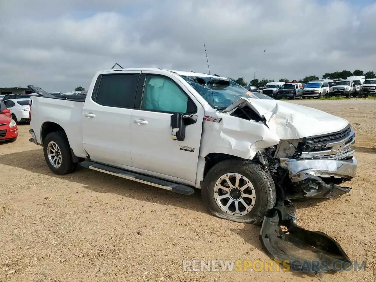 4 Photograph of a damaged car 3GCUYDED6MG127477 CHEVROLET ALL Models 2021