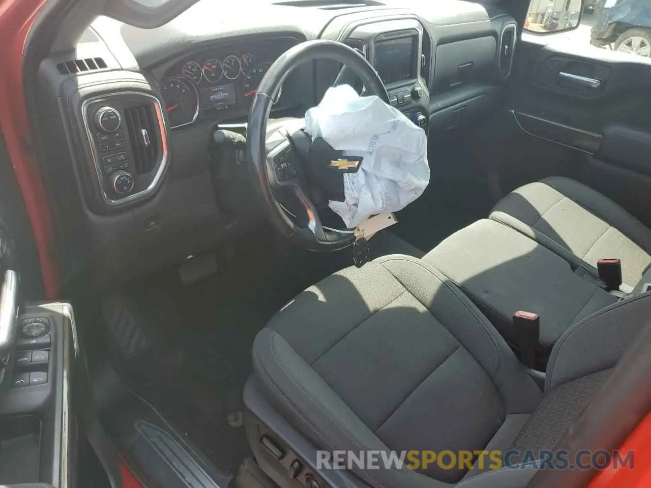 8 Photograph of a damaged car 3GCUYDED6MG310040 CHEVROLET ALL Models 2021