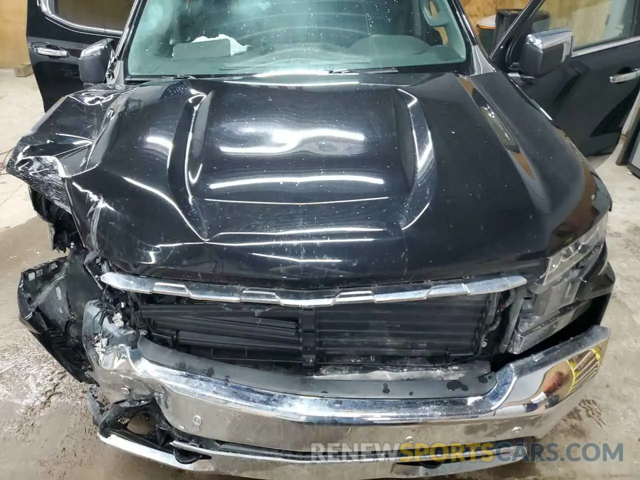 11 Photograph of a damaged car 3GCUYGED5MG421809 CHEVROLET ALL Models 2021