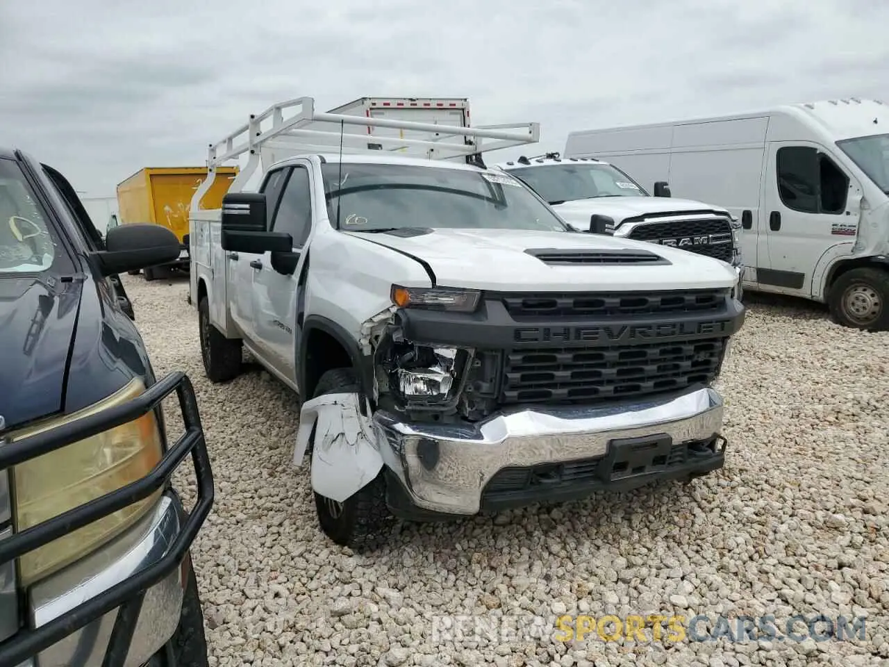 4 Photograph of a damaged car 1GB2WLE78NF328371 CHEVROLET ALL Models 2022