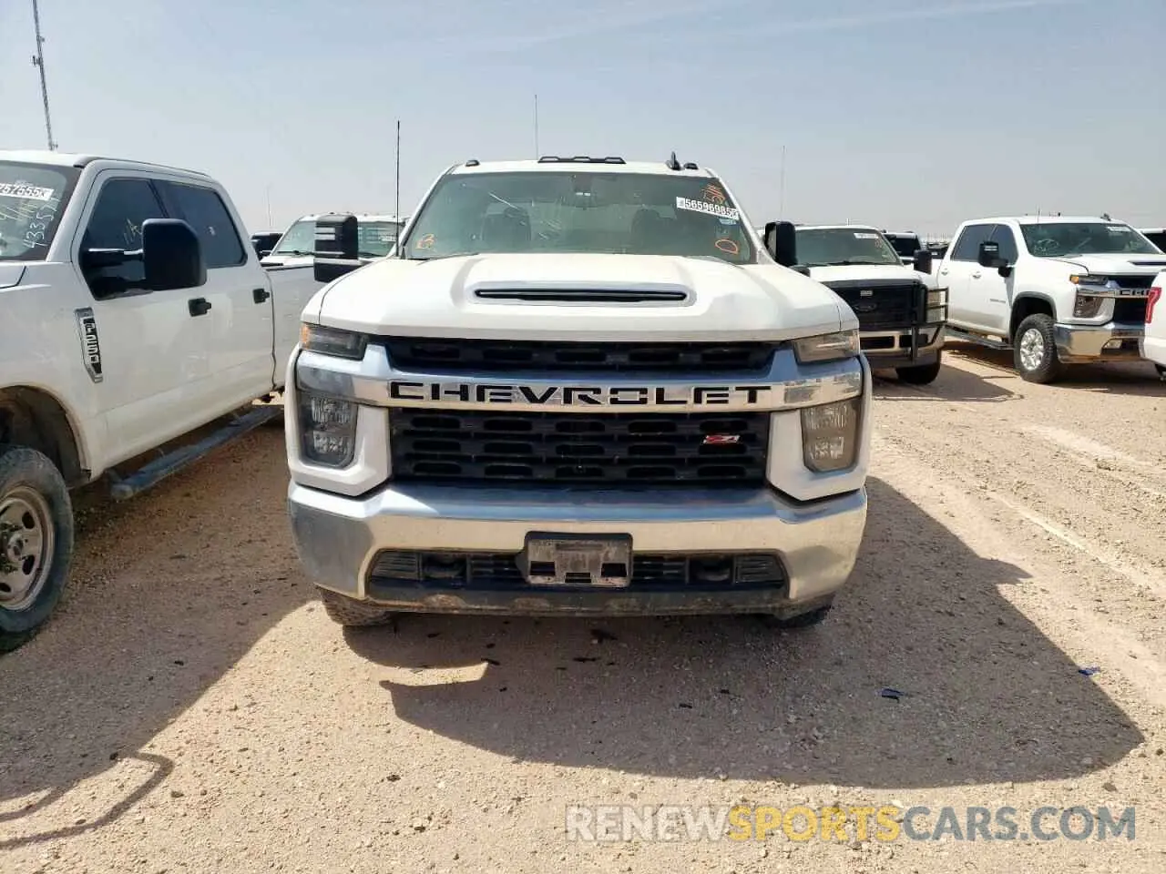 5 Photograph of a damaged car 1GC1YNE72NF202374 CHEVROLET ALL Models 2022