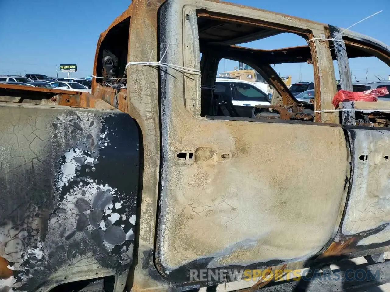 10 Photograph of a damaged car 1GC1YPEY4NF218967 CHEVROLET ALL Models 2022