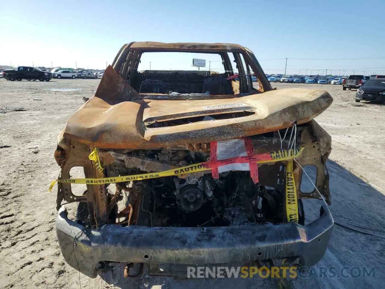5 Photograph of a damaged car 1GC1YPEY4NF218967 CHEVROLET ALL Models 2022