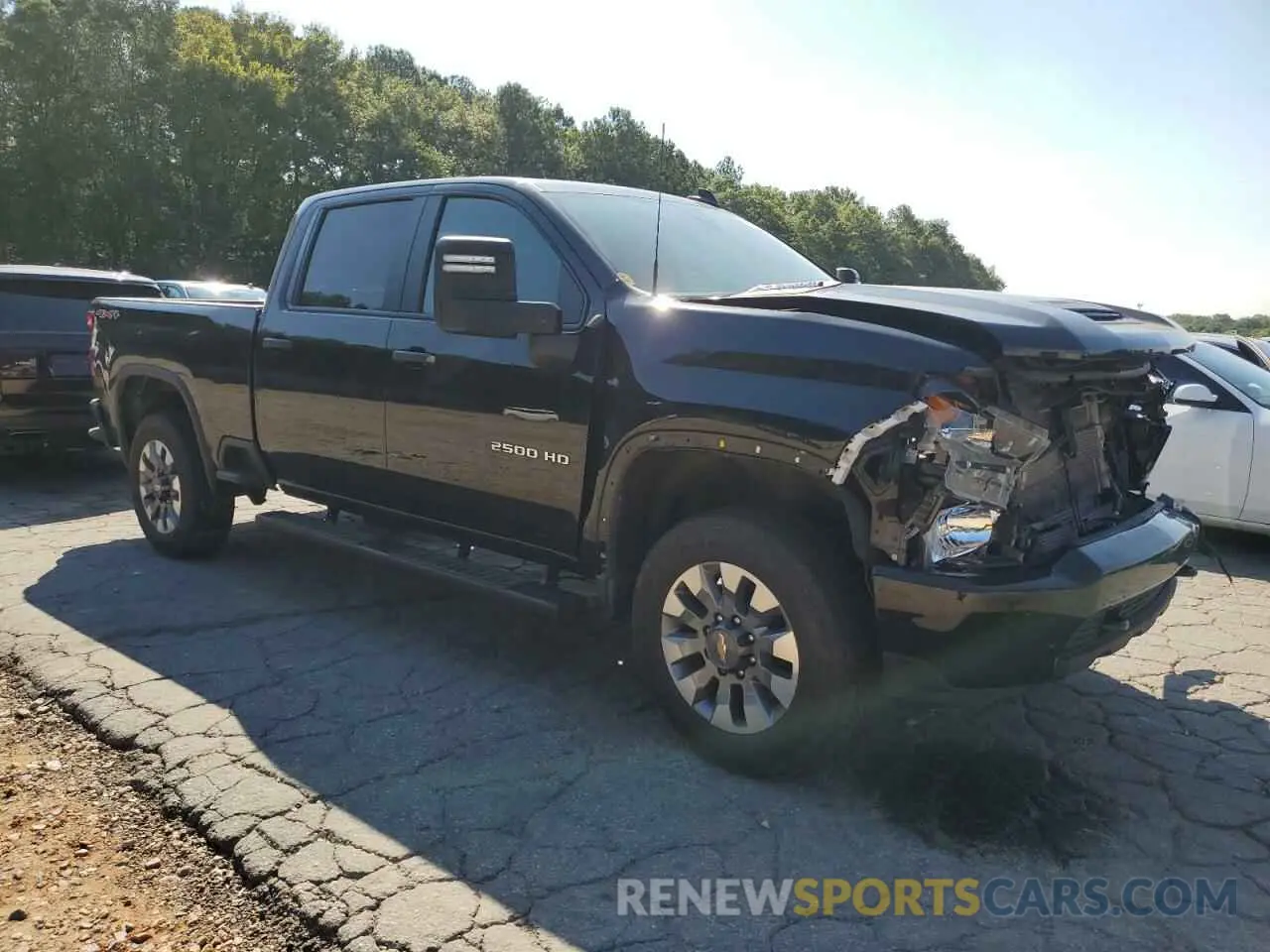 4 Photograph of a damaged car 1GC4YMEY3NF256315 CHEVROLET ALL Models 2022