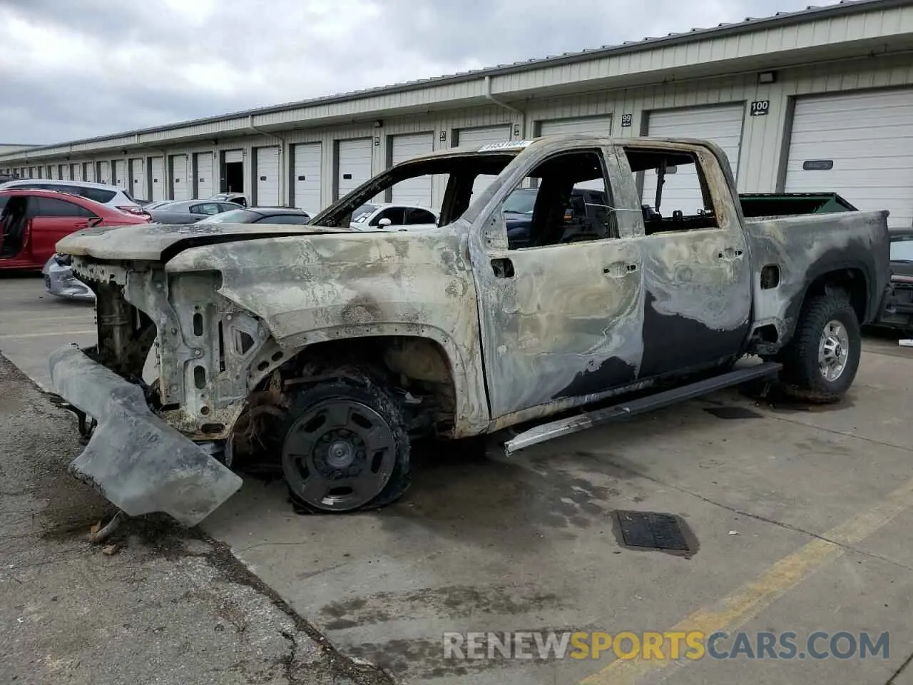 1 Photograph of a damaged car 1GC4YMEYXNF162268 CHEVROLET ALL Models 2022