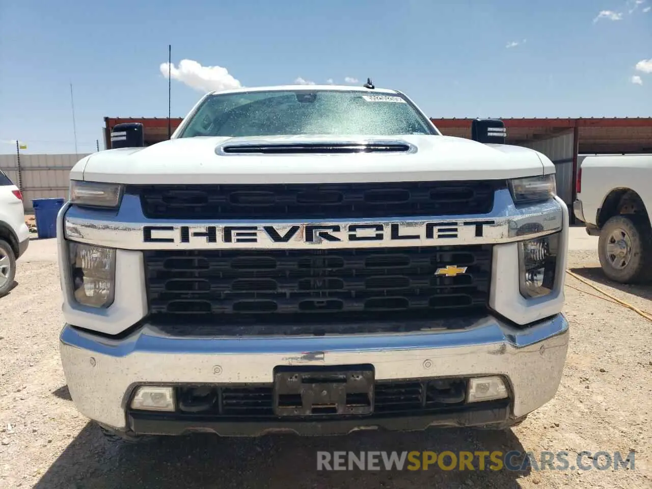 5 Photograph of a damaged car 1GC4YNE74NF180276 CHEVROLET ALL Models 2022