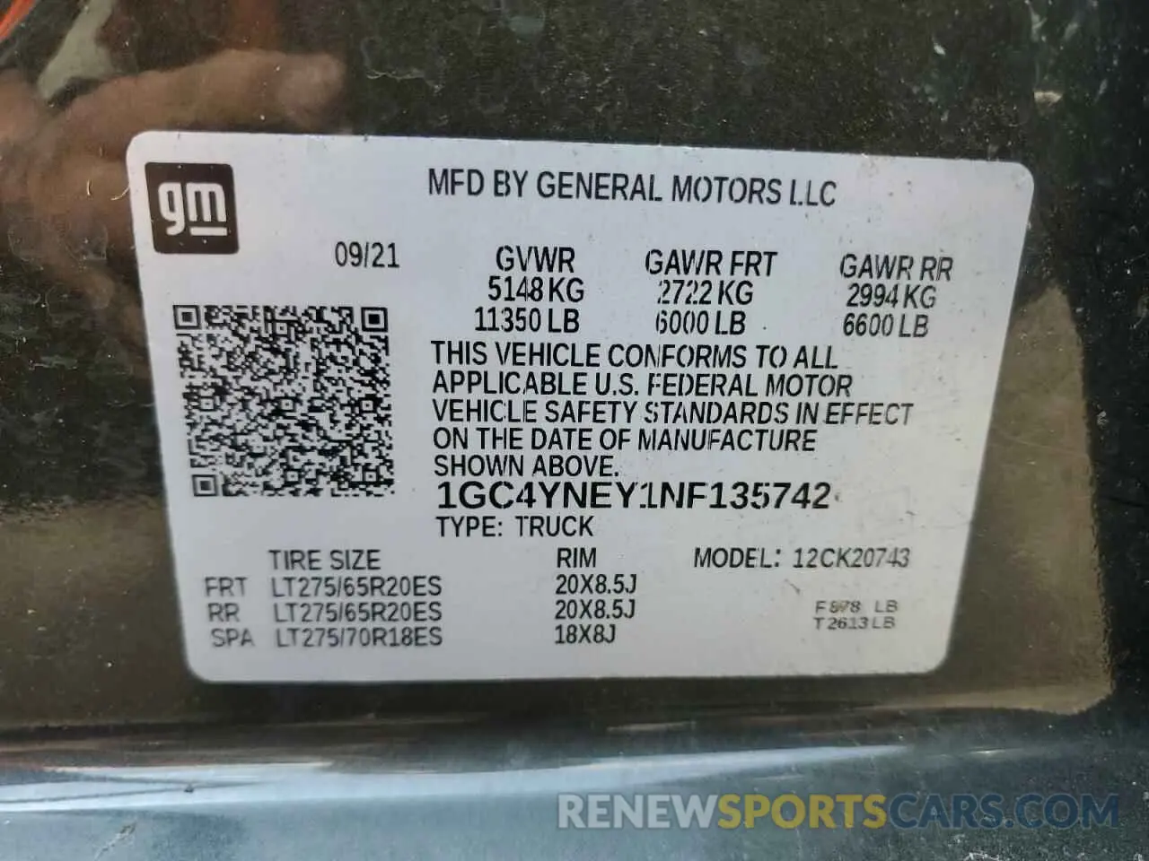 12 Photograph of a damaged car 1GC4YNEY1NF135742 CHEVROLET ALL Models 2022