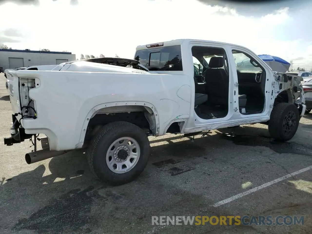 3 Photograph of a damaged car 1GC4YNEY5NF236623 CHEVROLET ALL Models 2022