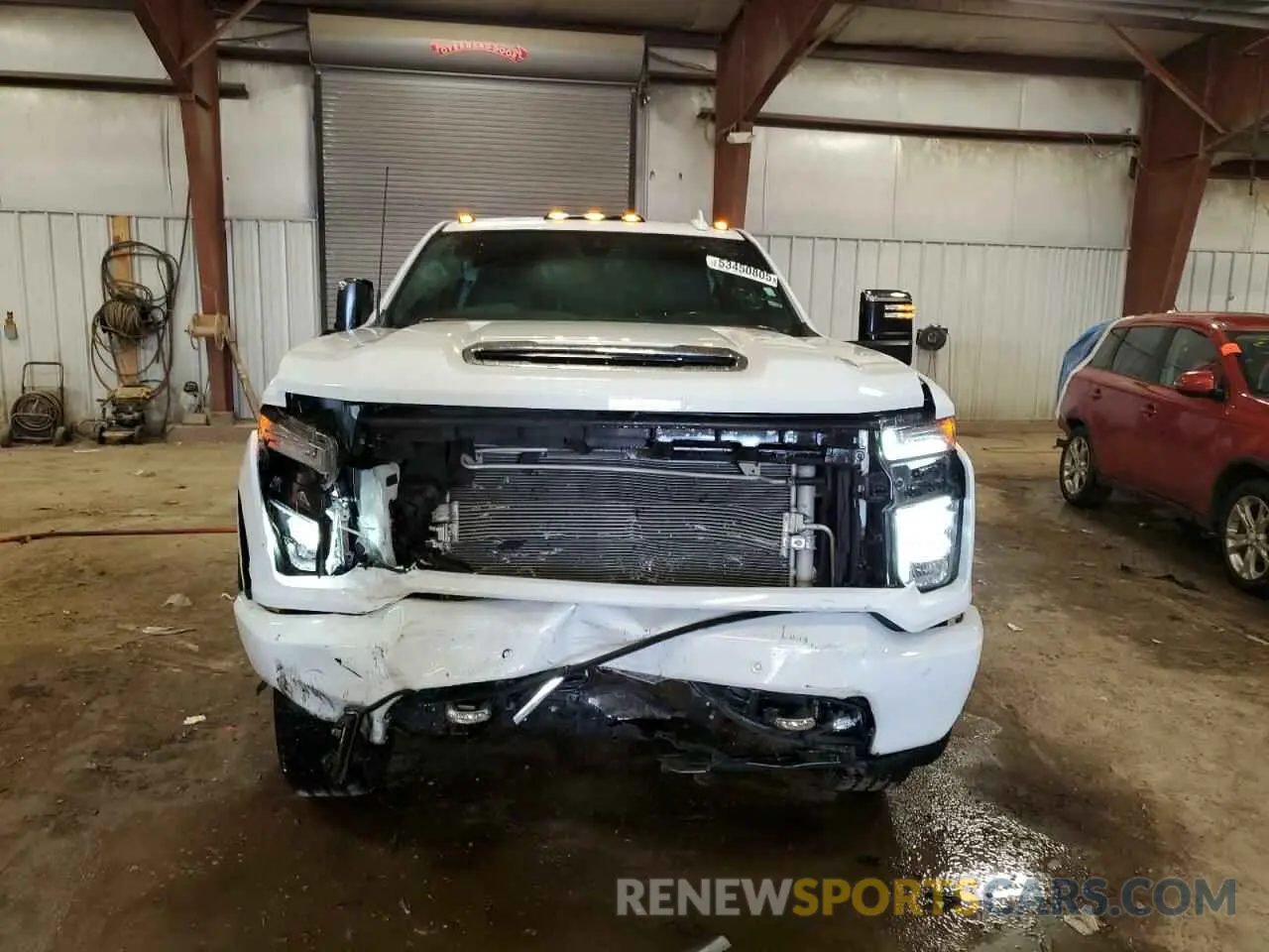 5 Photograph of a damaged car 1GC4YREY2NF363286 CHEVROLET ALL Models 2022