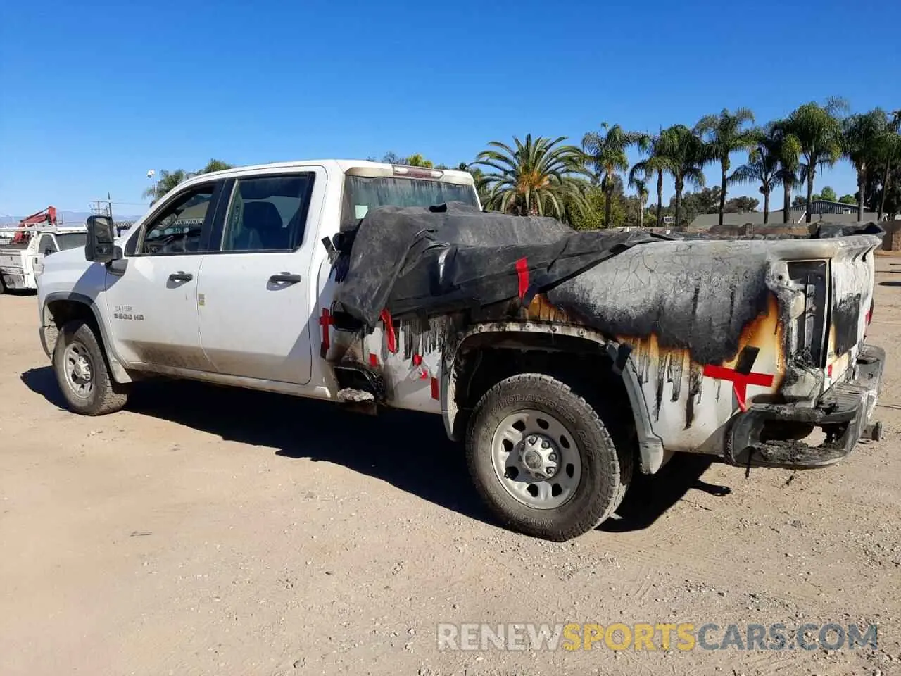 2 Photograph of a damaged car 1GC4YSE71NF185739 CHEVROLET ALL Models 2022