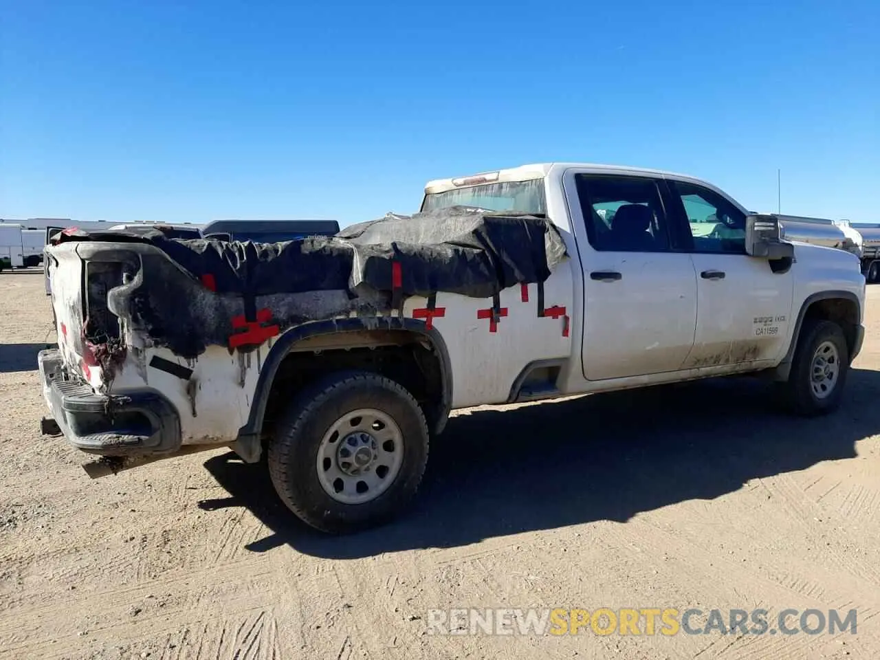 3 Photograph of a damaged car 1GC4YSE71NF185739 CHEVROLET ALL Models 2022