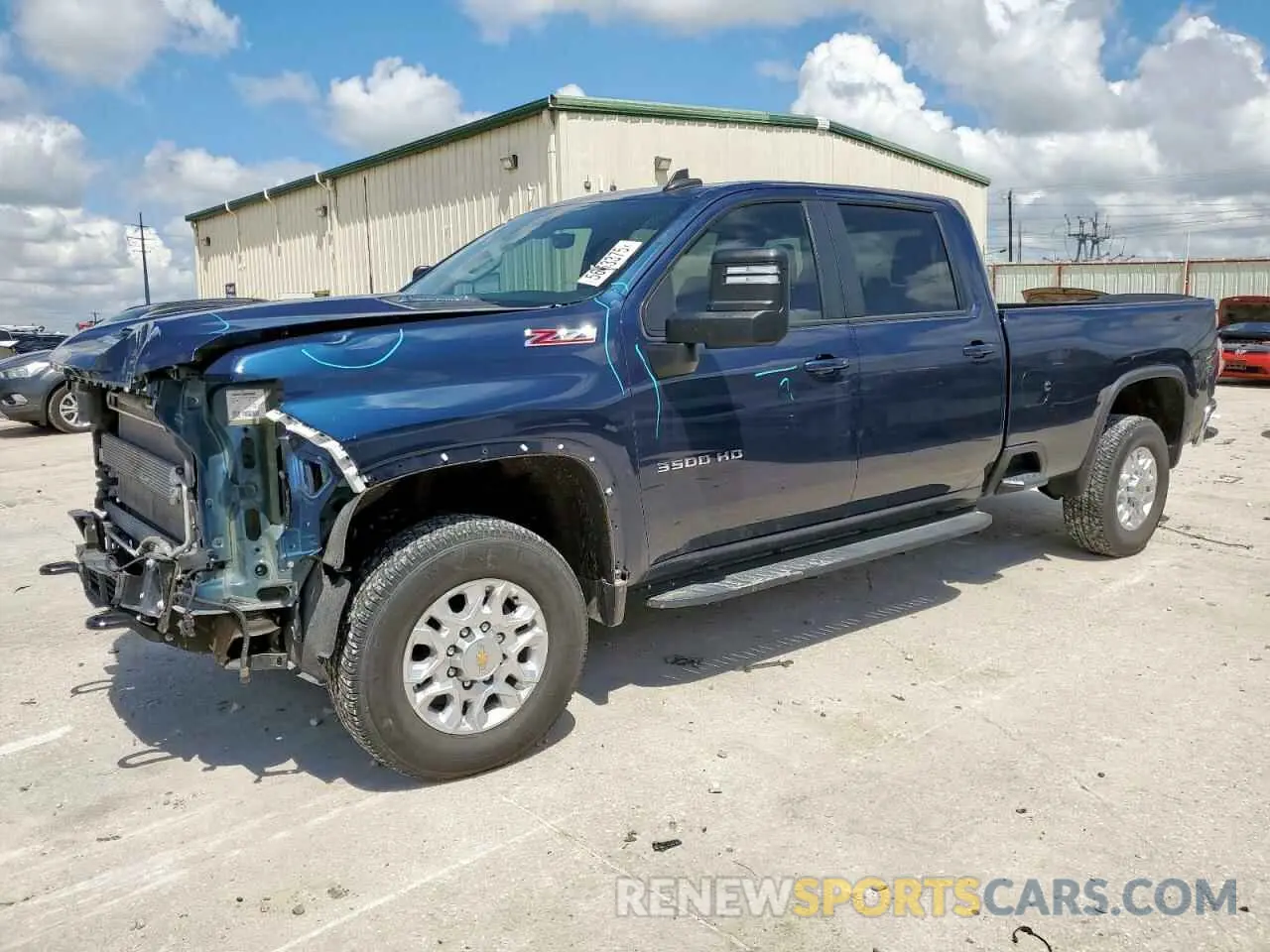 1 Photograph of a damaged car 1GC4YTEY1NF364717 CHEVROLET ALL Models 2022