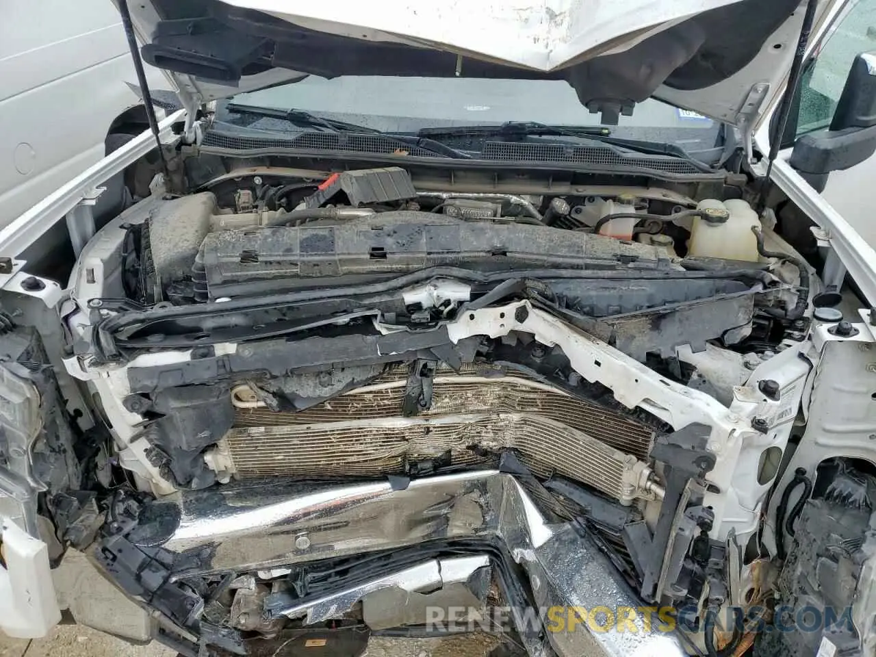11 Photograph of a damaged car 1GC4YUEY1NF267796 CHEVROLET ALL Models 2022