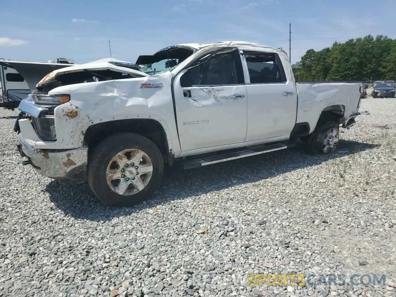 1 Photograph of a damaged car 1GC4YUEY6NF164812 CHEVROLET ALL Models 2022