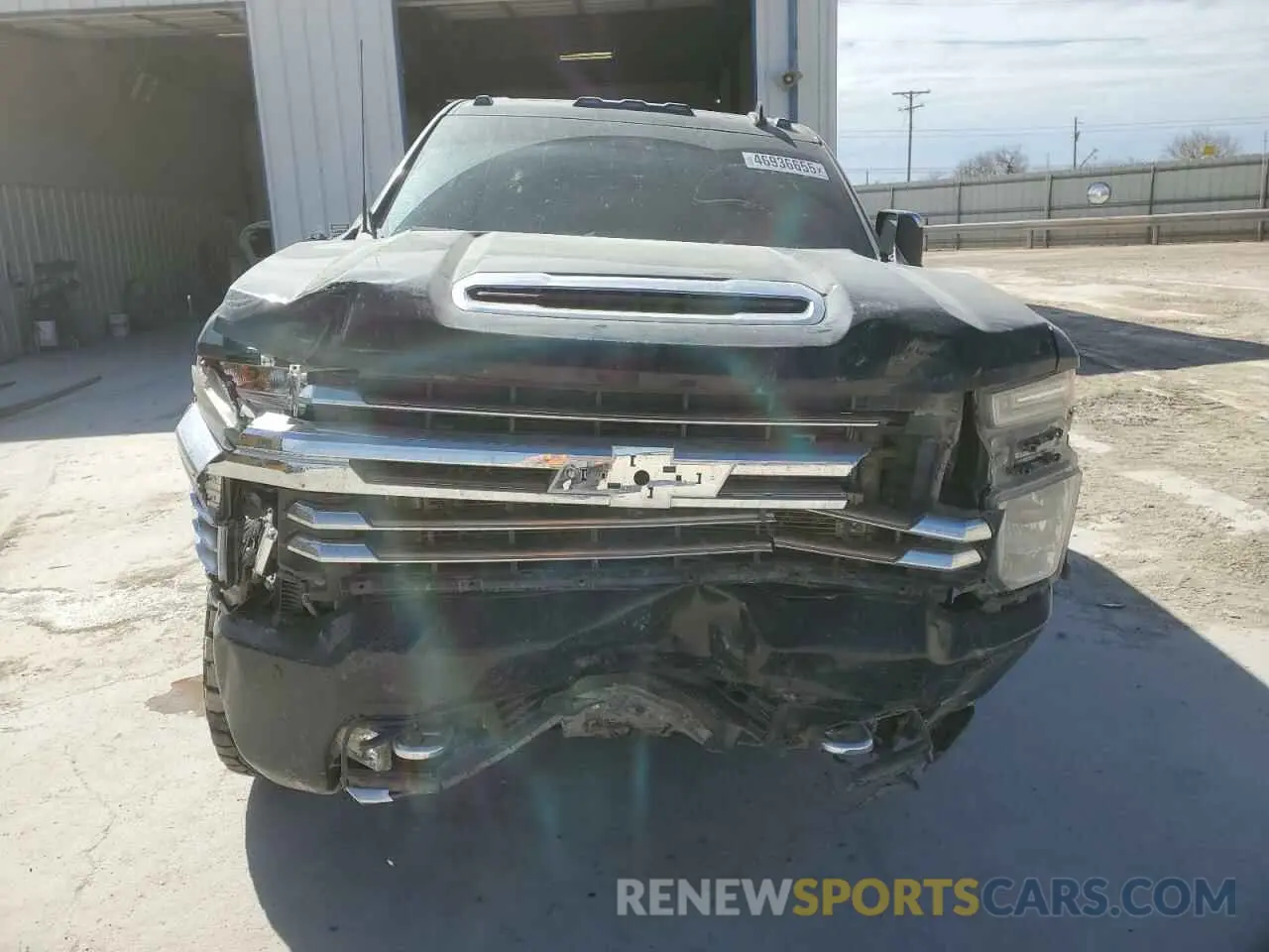 5 Photograph of a damaged car 1GC4YVEY5NF329108 CHEVROLET ALL Models 2022