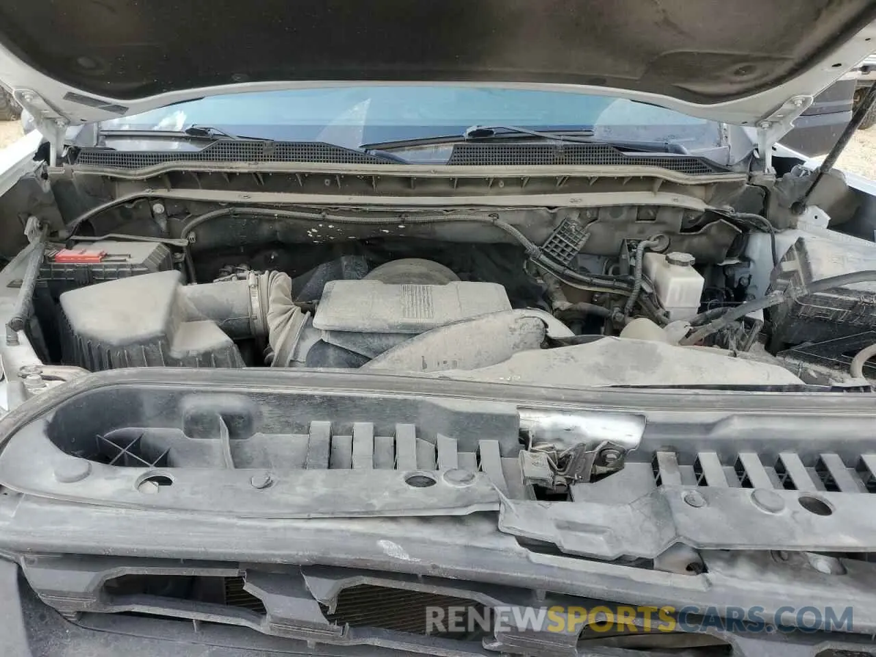 11 Photograph of a damaged car 1GC5WLE70NF258812 CHEVROLET ALL Models 2022