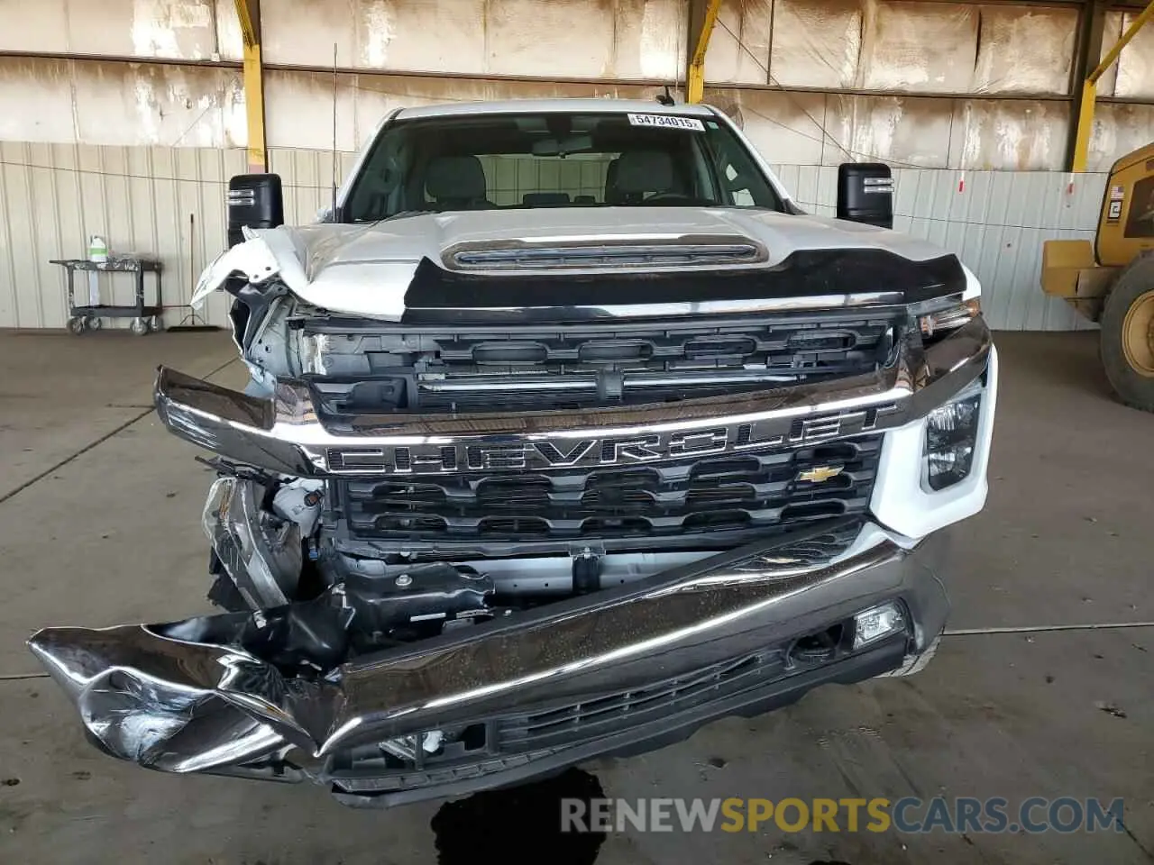 5 Photograph of a damaged car 1GC5YNE73NF217676 CHEVROLET ALL Models 2022
