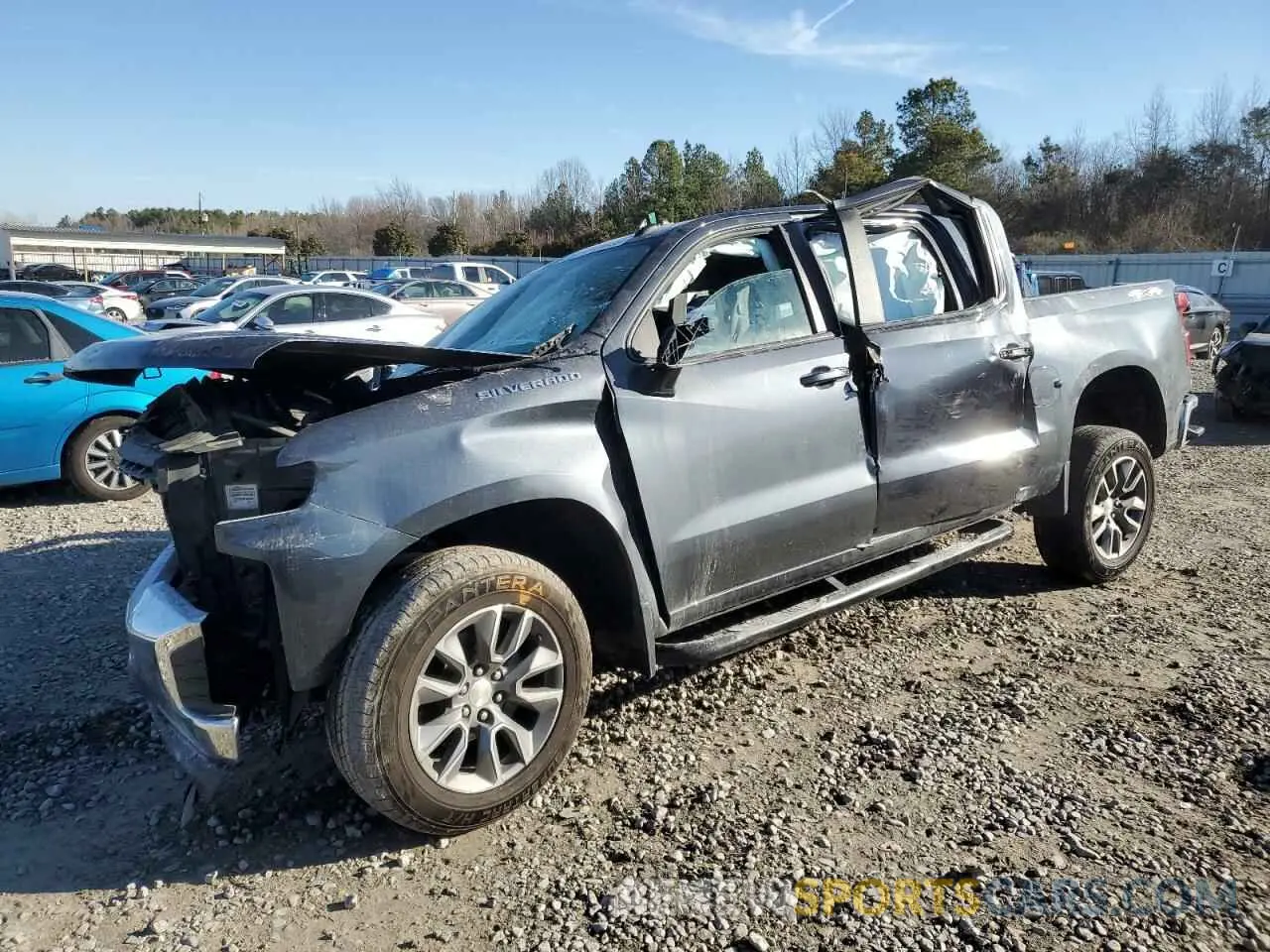 1 Photograph of a damaged car 1GCPYJEK1NZ102885 CHEVROLET ALL Models 2022