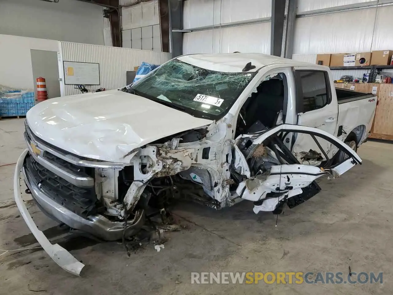 1 Photograph of a damaged car 1GCUDDED2NZ558685 CHEVROLET ALL Models 2022