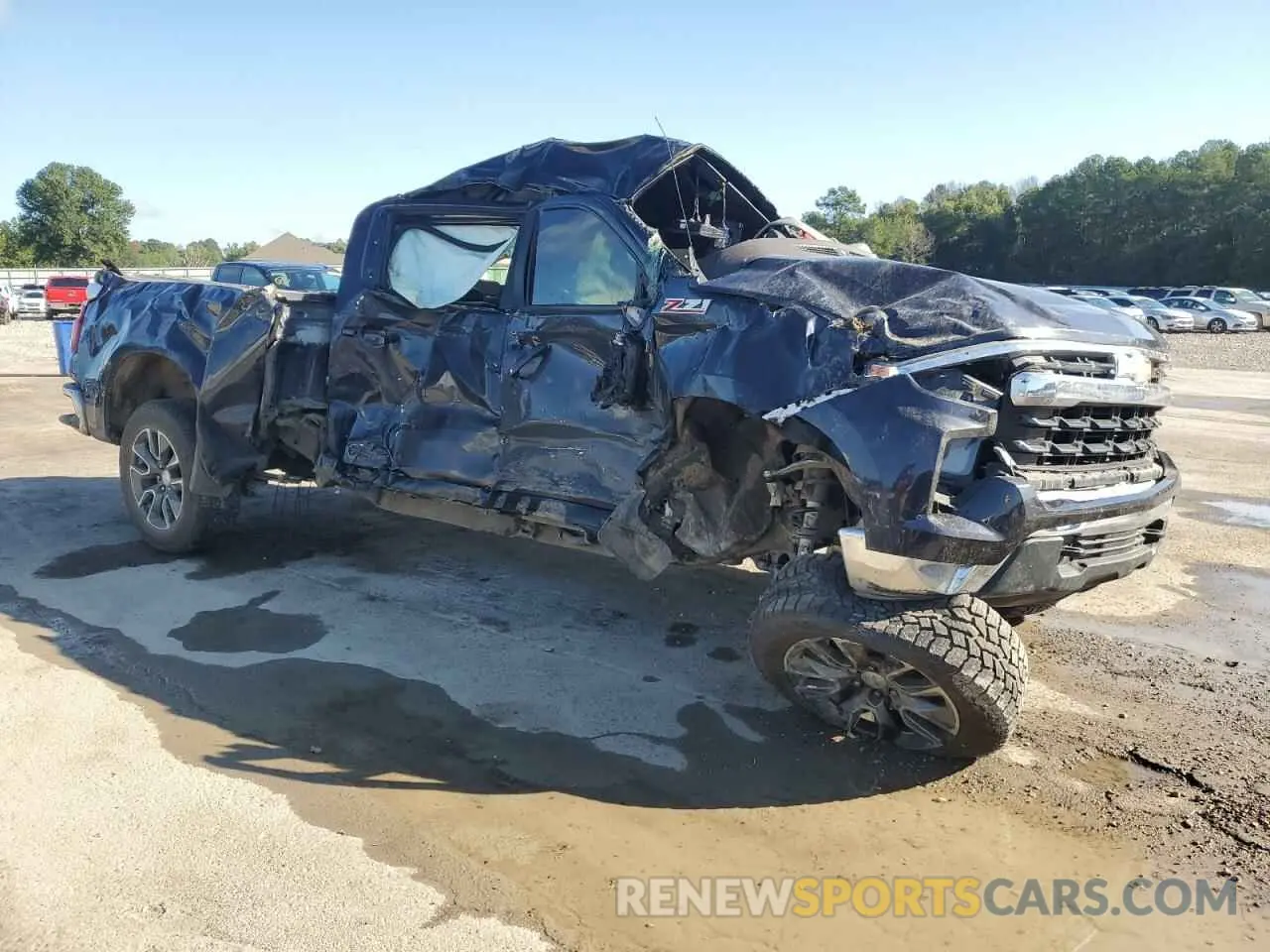 4 Photograph of a damaged car 1GCUDDED7NZ562263 CHEVROLET ALL Models 2022