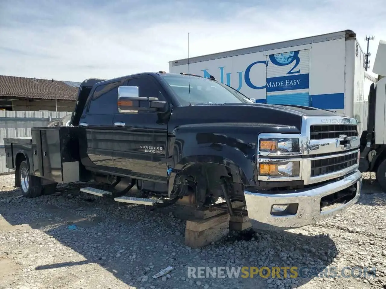 4 Photograph of a damaged car 1HTKJPVM0NH686255 CHEVROLET ALL Models 2022