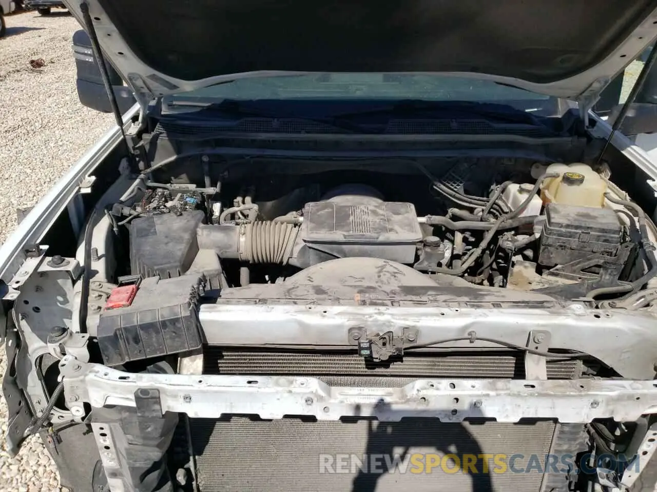 11 Photograph of a damaged car 2GC4YME78N1221395 CHEVROLET ALL Models 2022