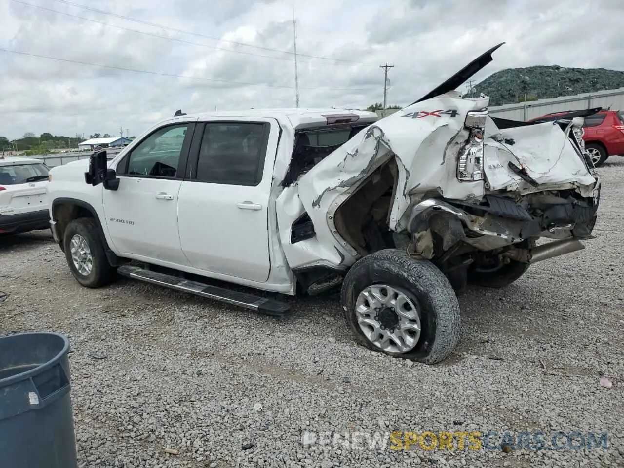 2 Photograph of a damaged car 2GC4YNEY4N1206374 CHEVROLET ALL Models 2022