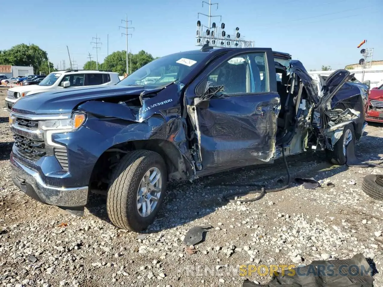 1 Photograph of a damaged car 2GCUDDED4N1503017 CHEVROLET ALL Models 2022