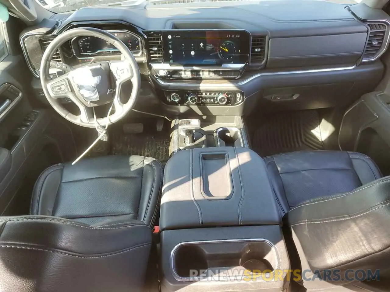 8 Photograph of a damaged car 2GCUDEED2N1513261 CHEVROLET ALL Models 2022