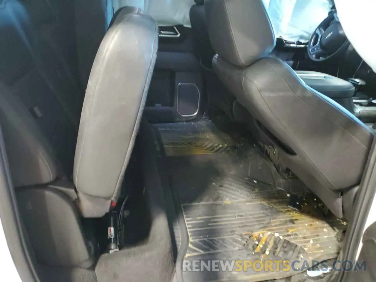 10 Photograph of a damaged car 2GCUDGED7N1500811 CHEVROLET ALL Models 2022