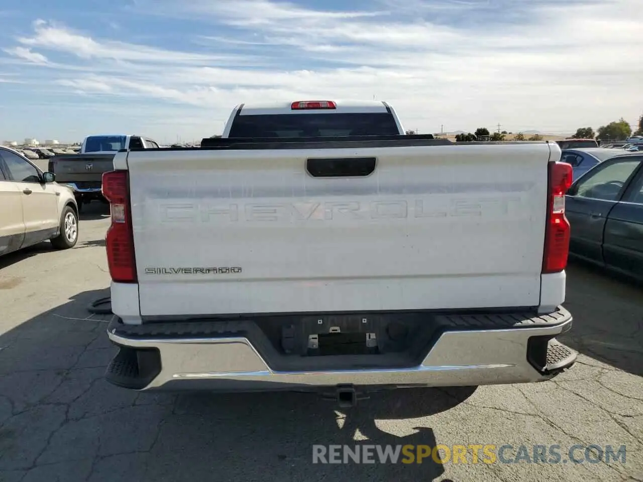 6 Photograph of a damaged car 3GCNAAED0NG589168 CHEVROLET ALL Models 2022