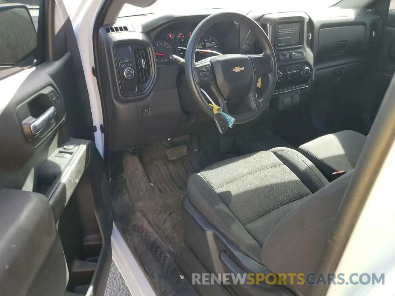 8 Photograph of a damaged car 3GCNAAED0NG589168 CHEVROLET ALL Models 2022