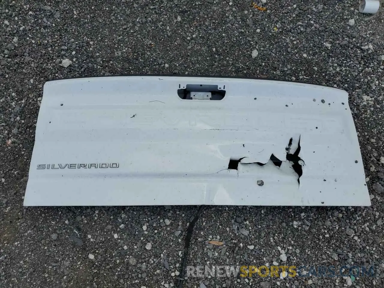 12 Photograph of a damaged car 3GCNAAED2NG573571 CHEVROLET ALL Models 2022
