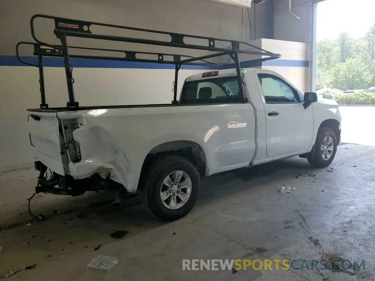 3 Photograph of a damaged car 3GCNAAED5NG634931 CHEVROLET ALL Models 2022