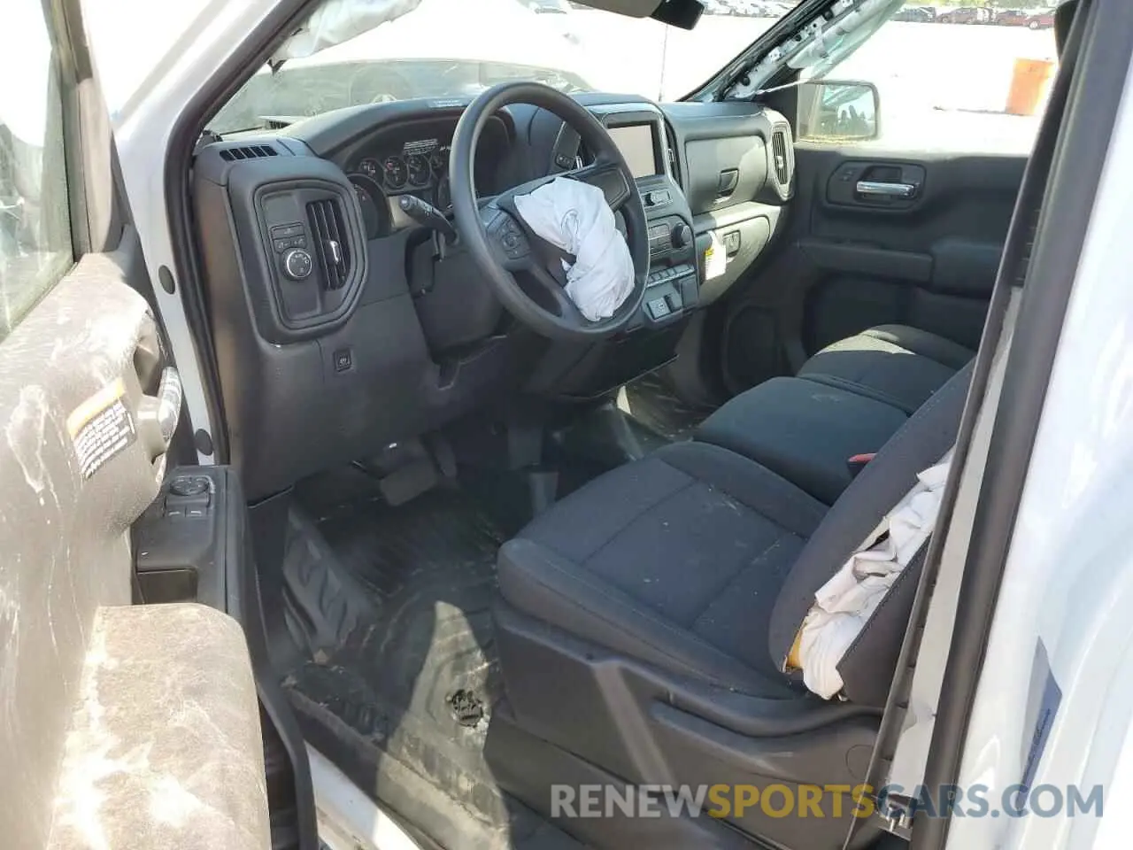 8 Photograph of a damaged car 3GCNAAED8NG665090 CHEVROLET ALL Models 2022