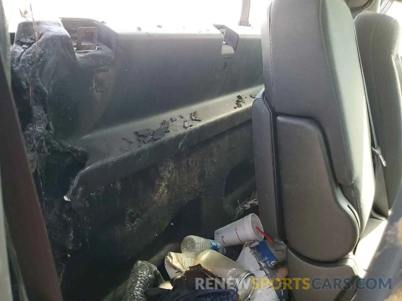 10 Photograph of a damaged car 3GCNWAEK8NG219148 CHEVROLET ALL Models 2022