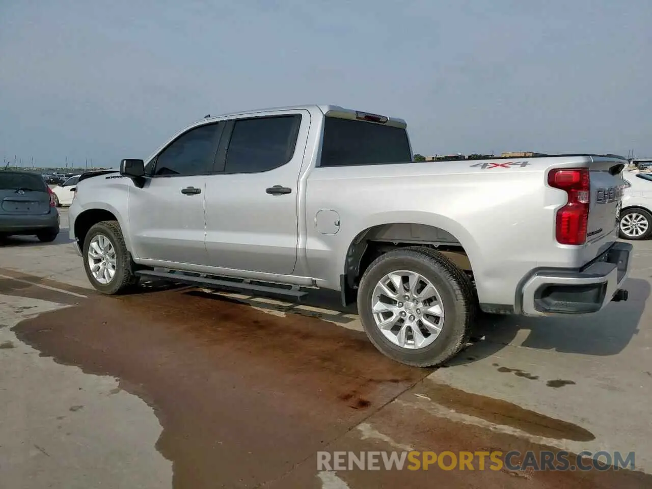 2 Photograph of a damaged car 3GCPDBEK1NG604071 CHEVROLET ALL Models 2022