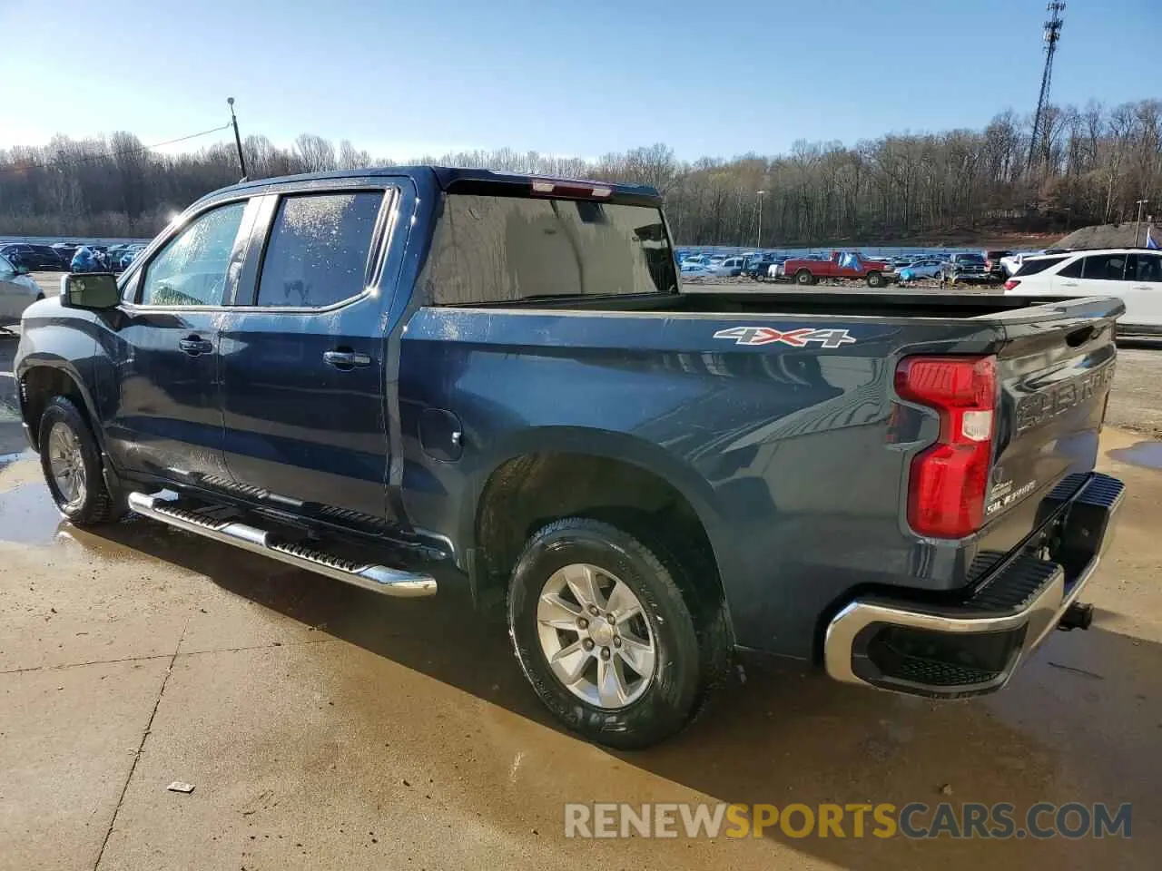 2 Photograph of a damaged car 3GCPDDEK1NG516133 CHEVROLET ALL Models 2022