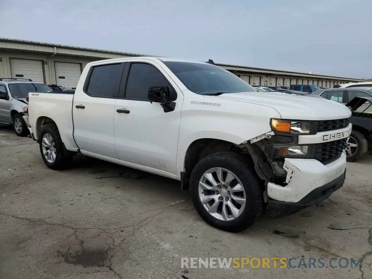 4 Photograph of a damaged car 3GCPYBEK5NG102832 CHEVROLET ALL Models 2022