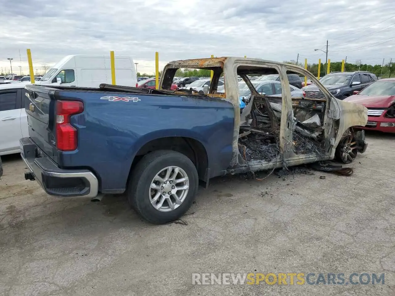 3 Photograph of a damaged car 3GCUDDET8NG514732 CHEVROLET ALL Models 2022