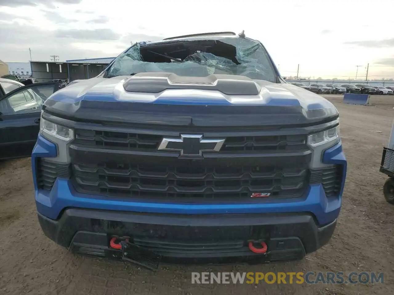 5 Photograph of a damaged car 3GCUDFED3NG547626 CHEVROLET ALL Models 2022