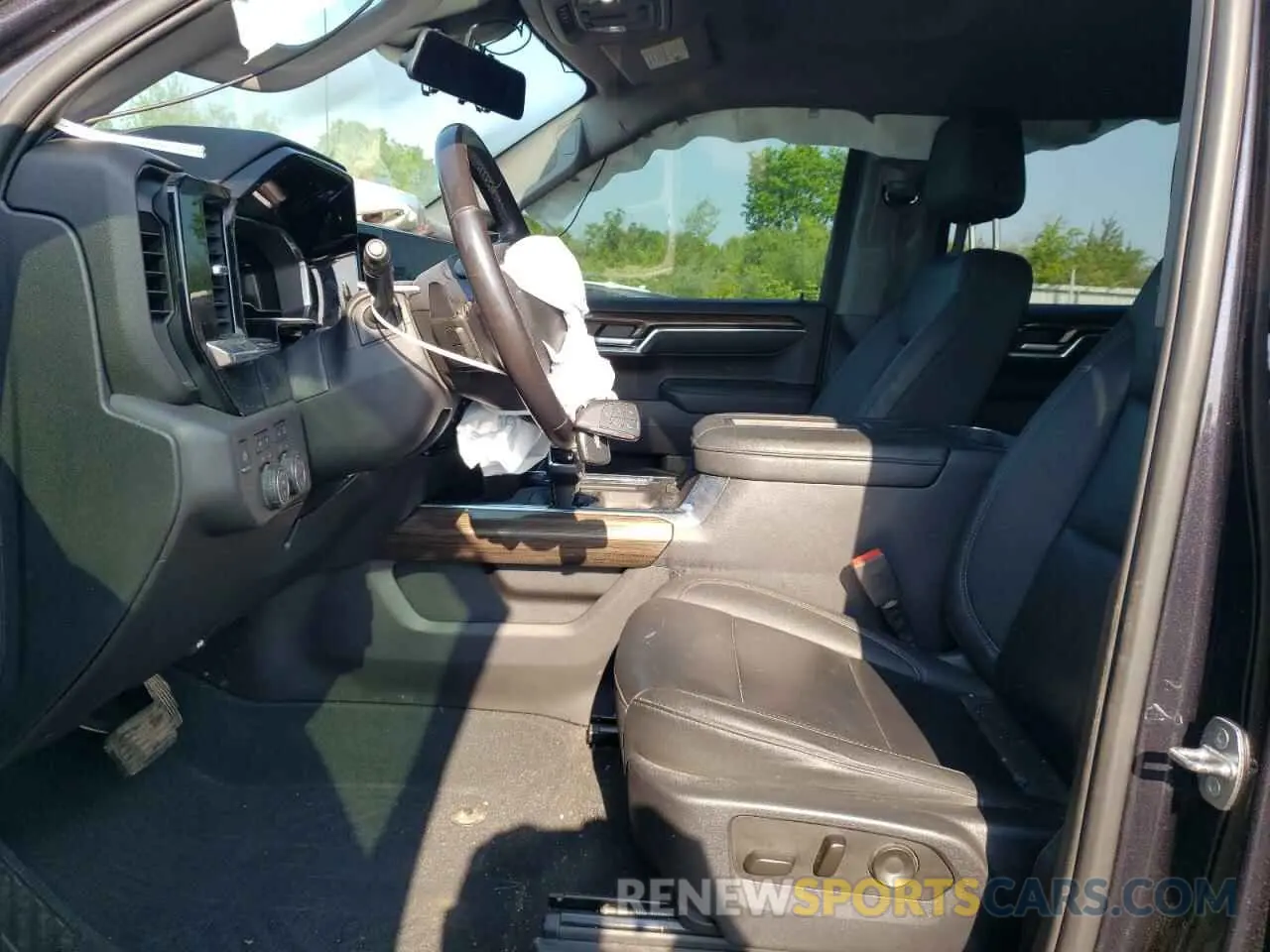7 Photograph of a damaged car 3GCUDFED4NG681836 CHEVROLET ALL Models 2022